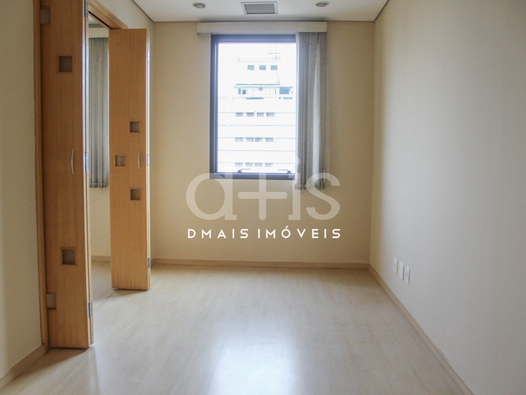 Conjunto comercial no Jardim América Conjunto comercial no Jardim América