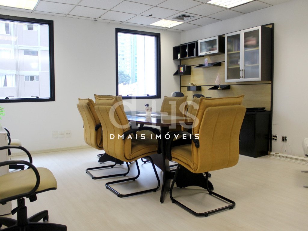Sala comercial à venda no Jardim América Sala comercial à venda no Jardim América