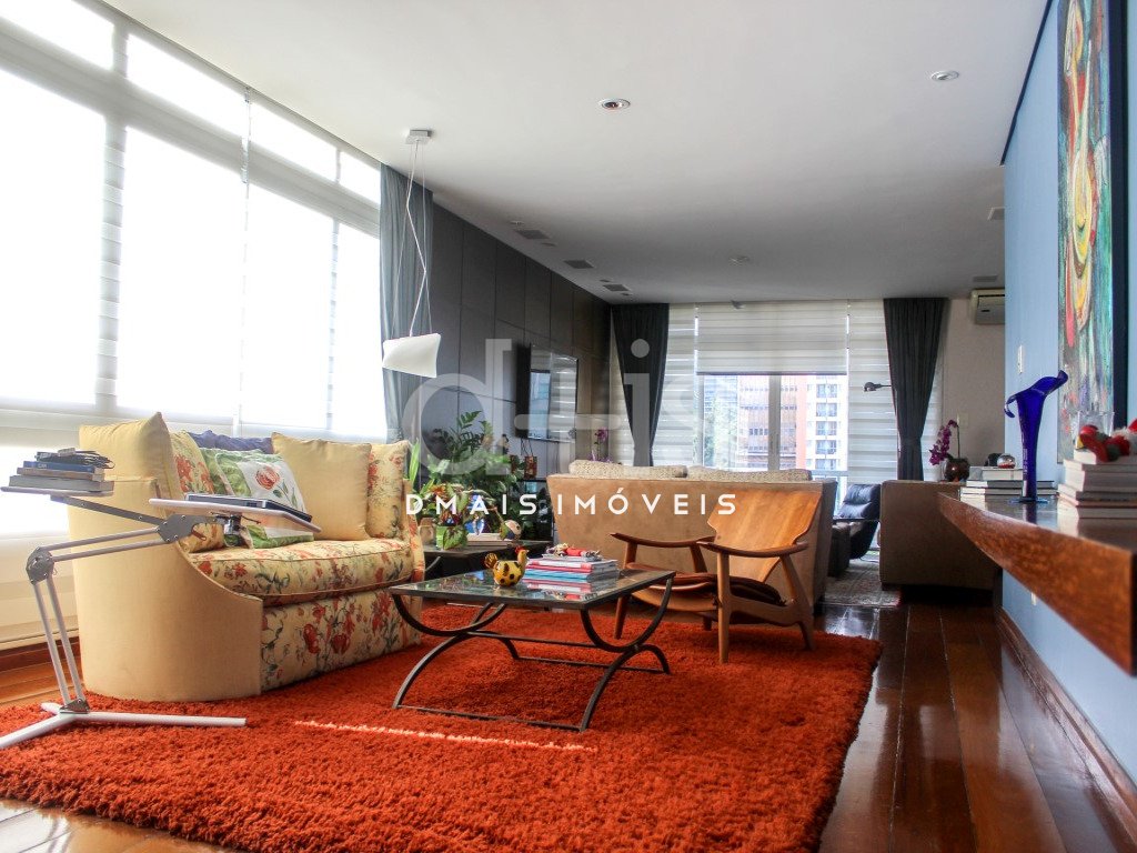Apartamento  Venda no Jardim Paulista com 3 Sutes e Varanda