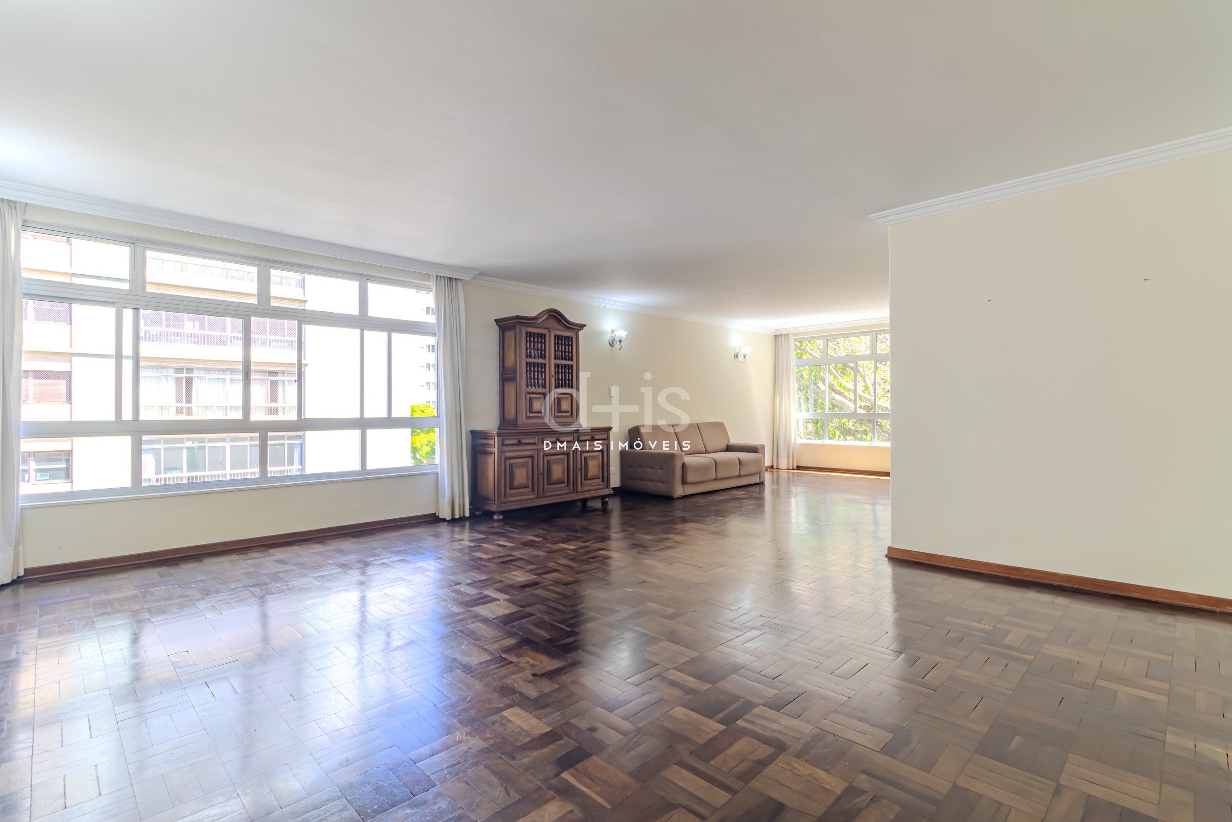 Apartamento com 3 Dormitrios e Sute no Jardim Paulista