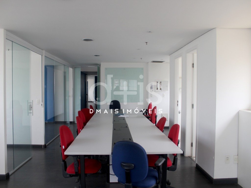 Conjunto comercial no Jardim Paulista Conjunto comercial no Jardim Paulista