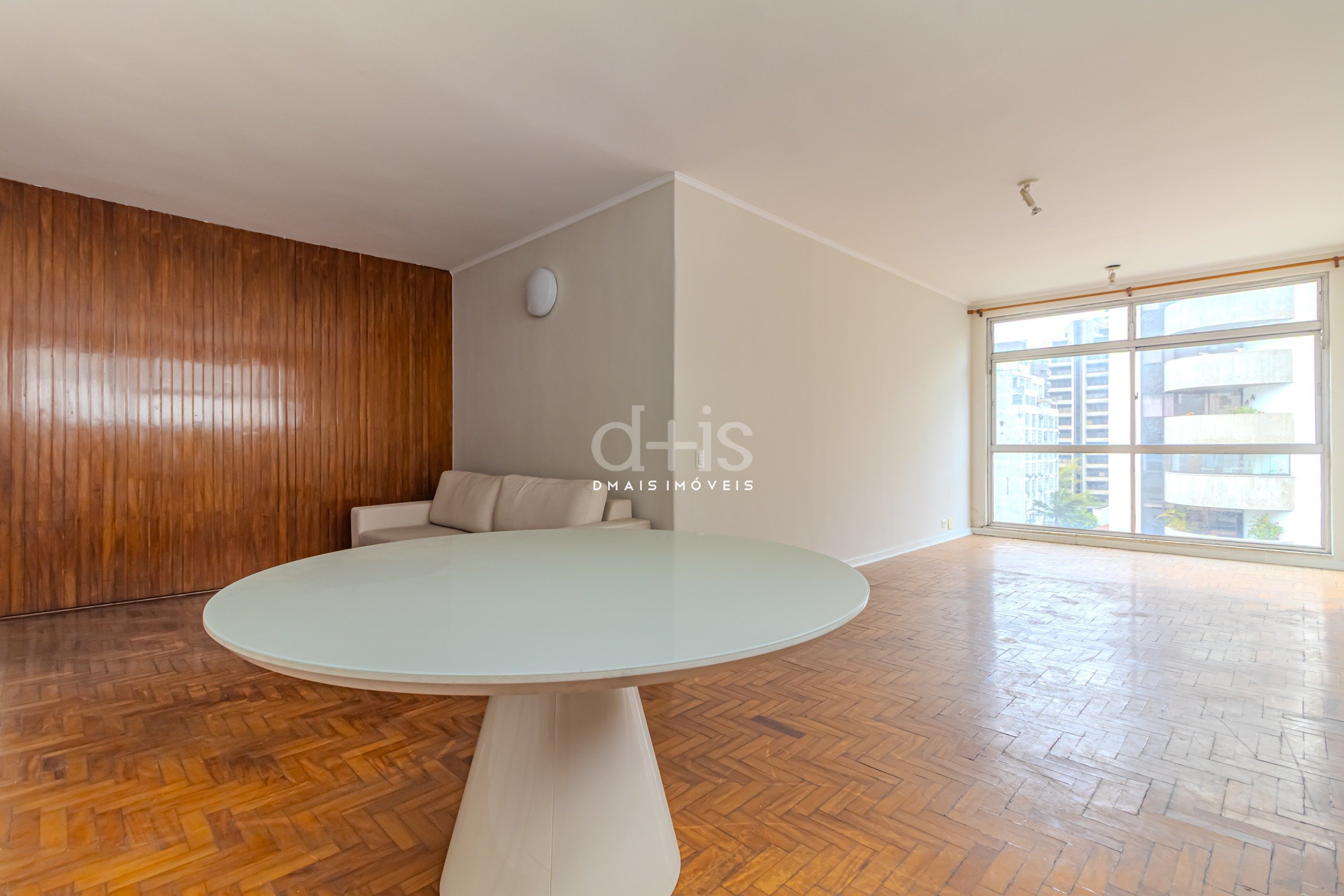 Apartamento de 175m² com 3 Dormitórios e 1 Vaga no Jardins Apartamento de 175m² com 3 Dormitórios e 1 Vaga no Jardins