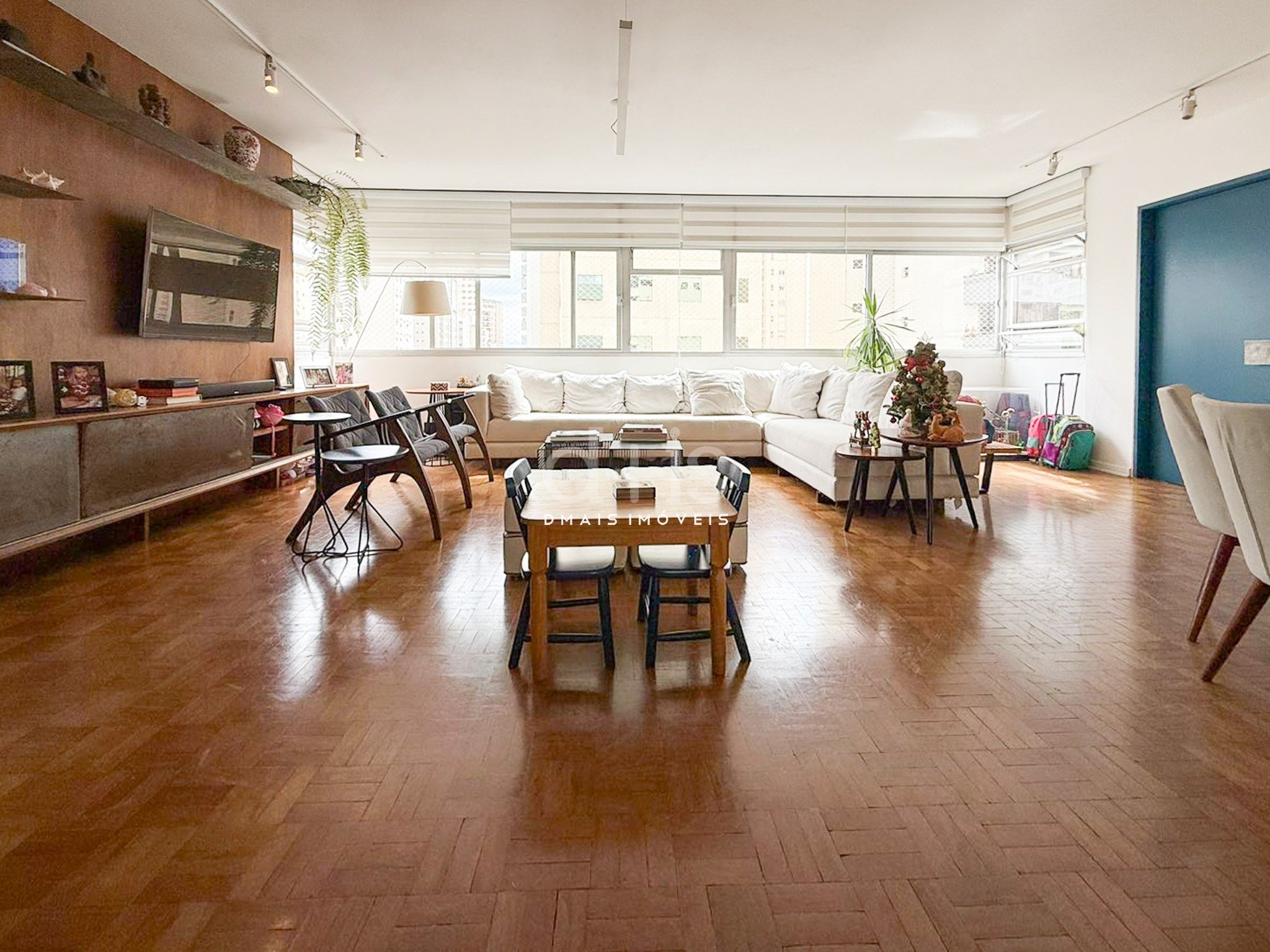 Apartamento de 150m² com 3 dormitórios no Jardim Paulista Apartamento de 150m² com 3 dormitórios no Jardim Paulista