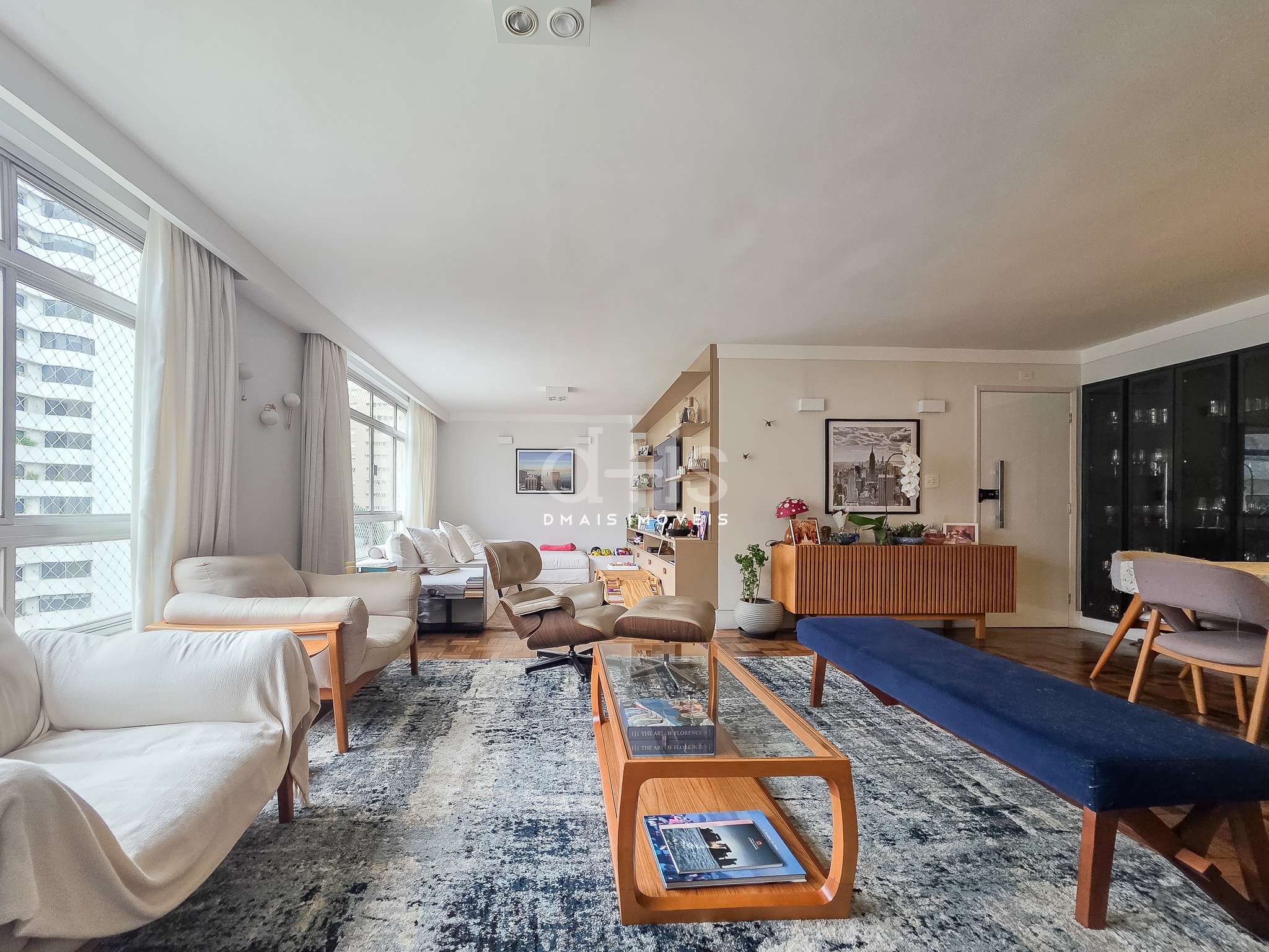 Apartamento Reformado com 2 Suítes no Jardim Paulista Apartamento Reformado com 2 Suítes no Jardim Paulista