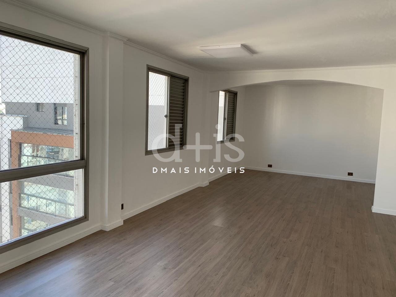 Apartamento com 3 Sutes e Lazer  no Jardim Paulista