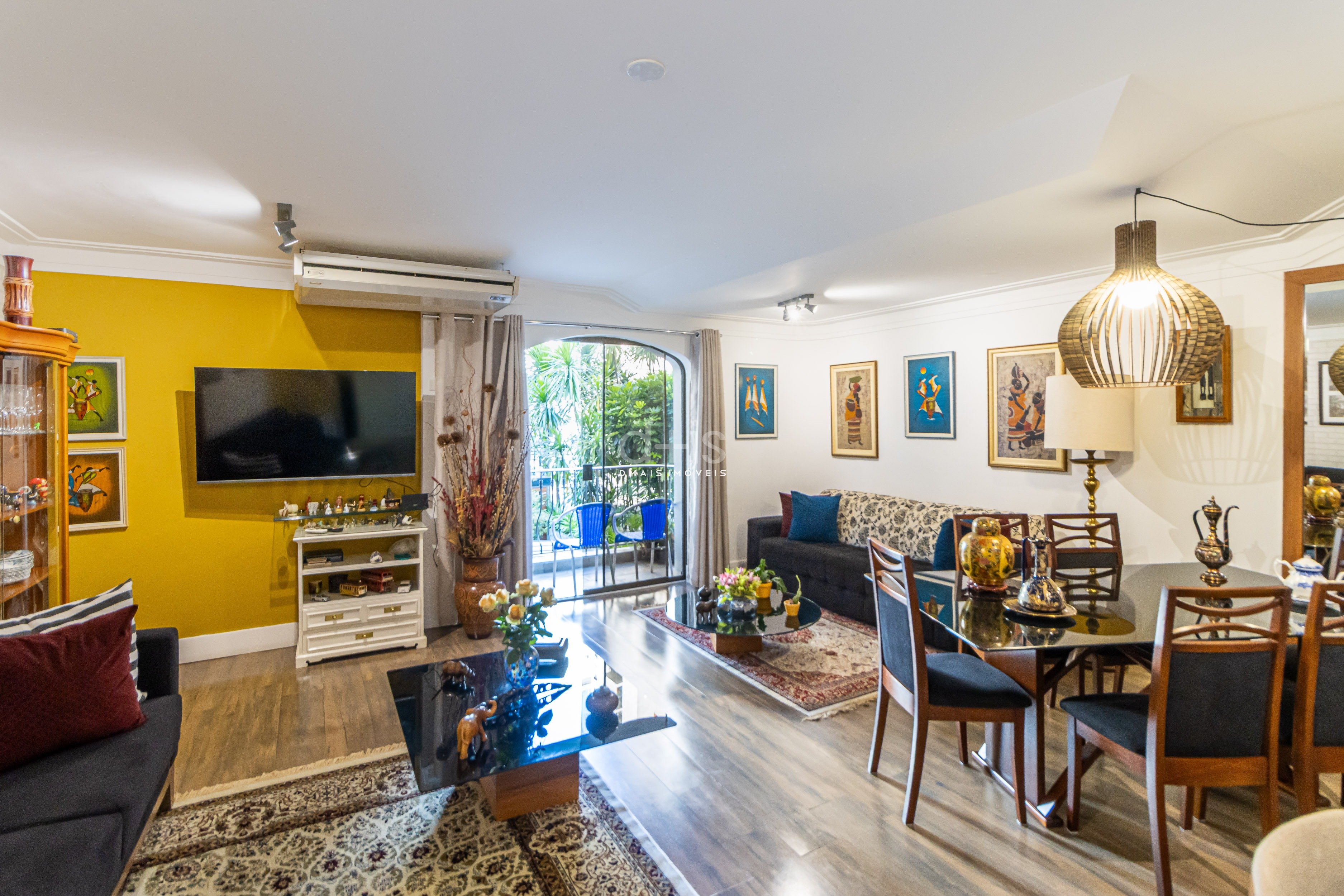 Apartamento lindenberg com sacada, duas sutes e servios no comndomnio no Jardim Paulista