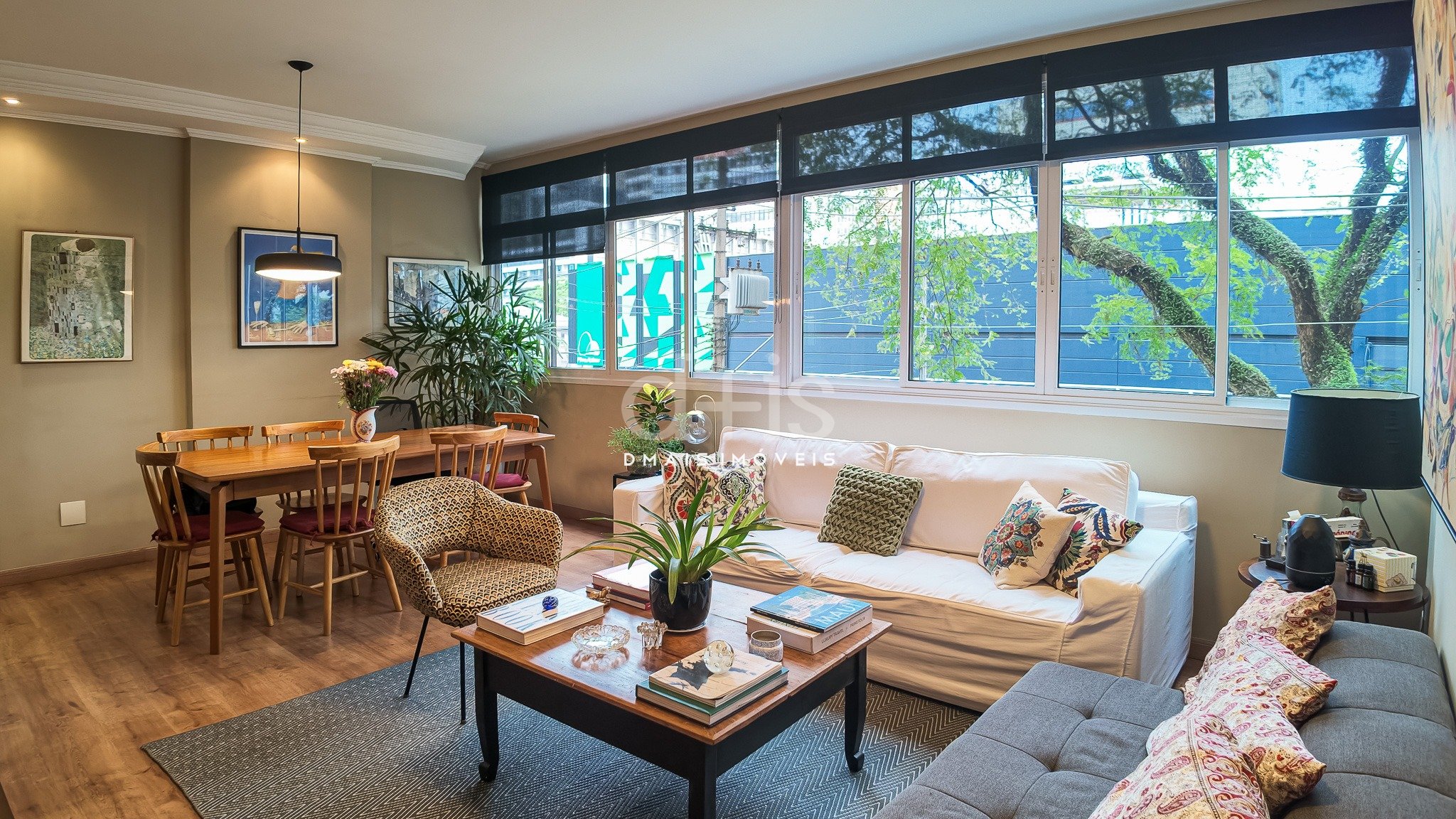 Apartamento de 110m� com 2 dormit�rios no Jardim Paulista