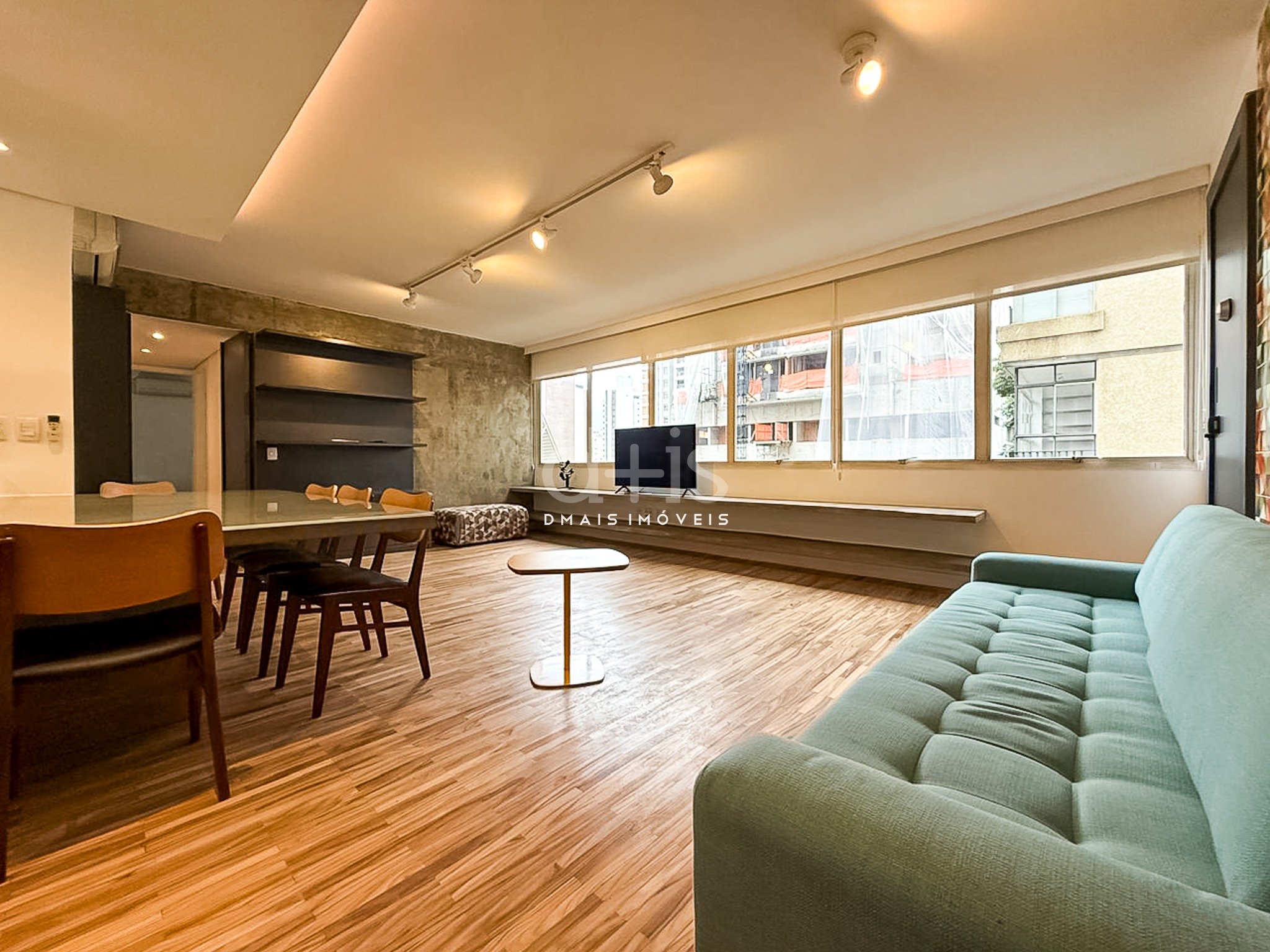 Apartamento Reformado 94m� com 2 Quartos no Jardim Am�rica