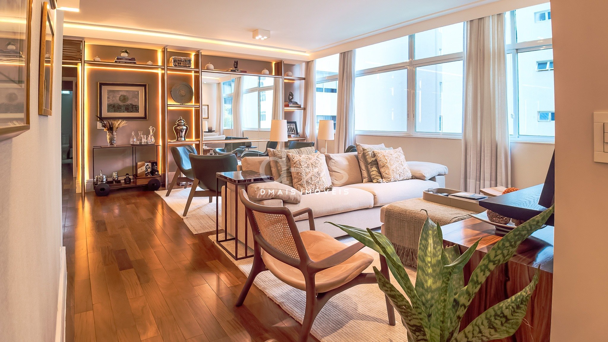 Apartamento Reformado de 156m� com 3 Dormit�rios no Jardim Paulista