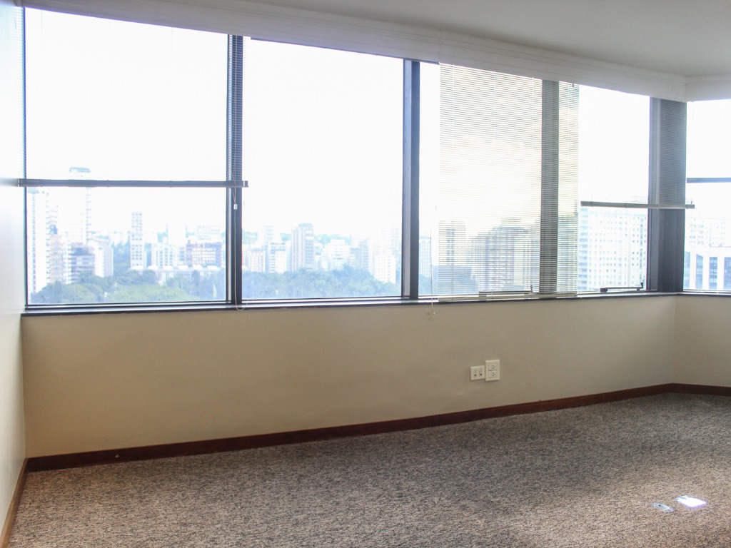 Sala comercial para alugar no Jardim Paulistano Sala comercial para alugar no Jardim Paulistano