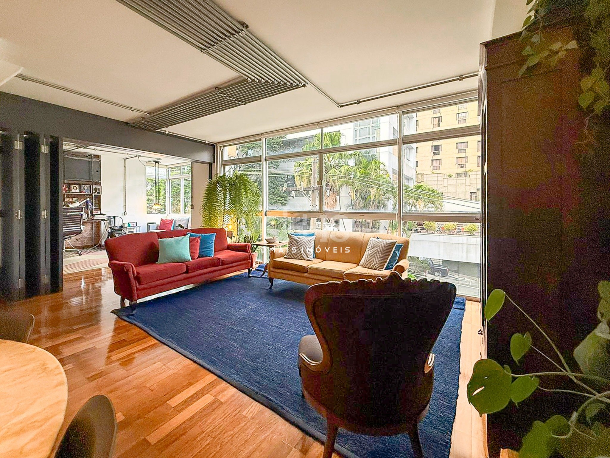 Apartamento com 2 Su�tes e Janel�es no Jardim Paulista