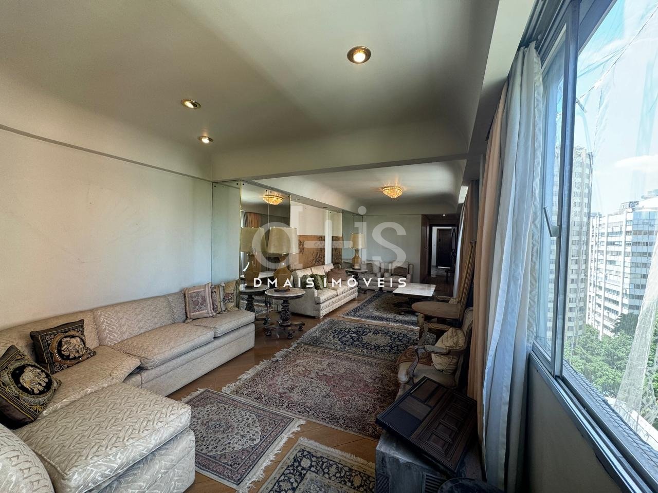 Apartamento com Sute Master e 2 Vagas no Jardim Europa