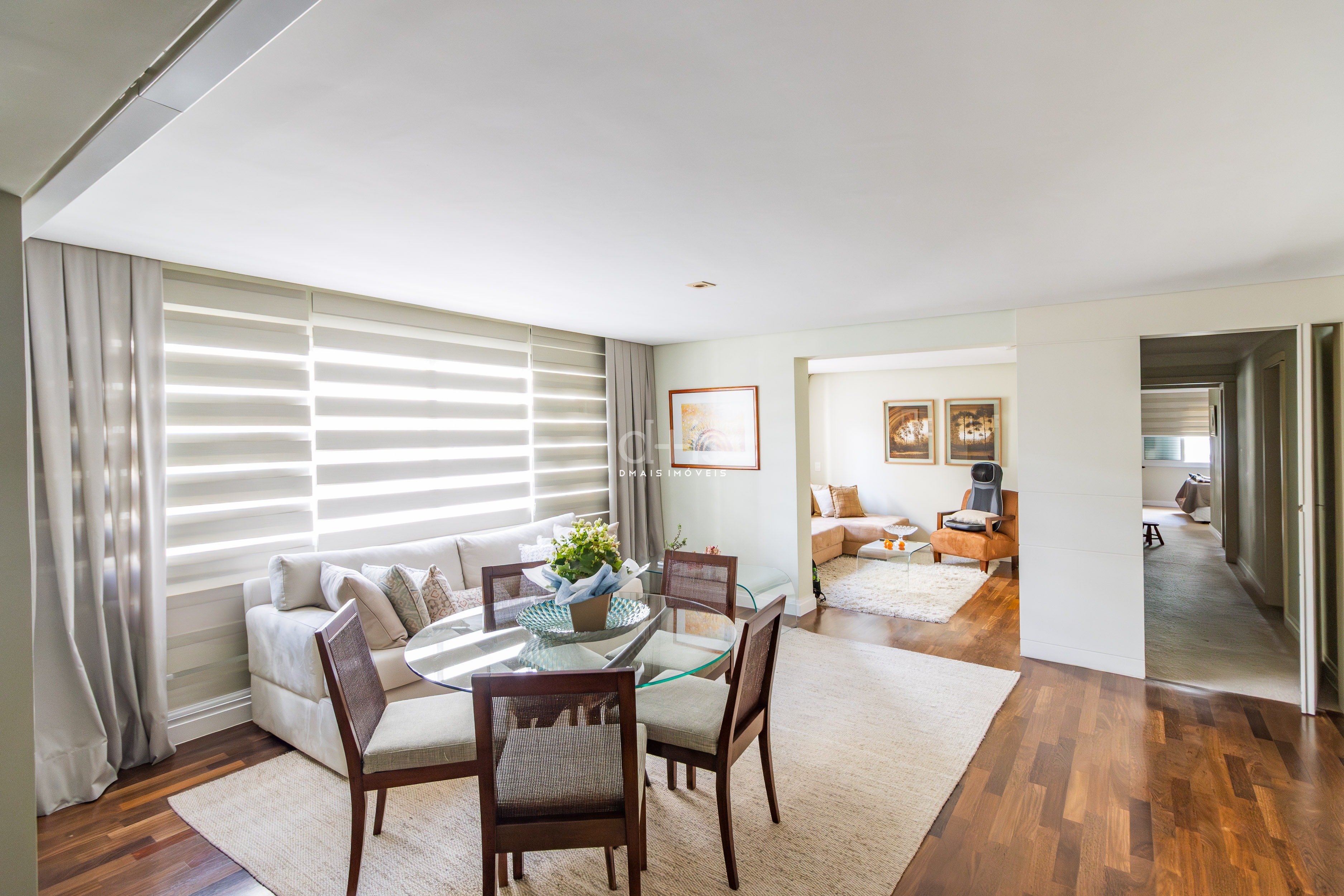 Apartamento com 2 Dormitrios e 2 Vagas no Corao do Jardins