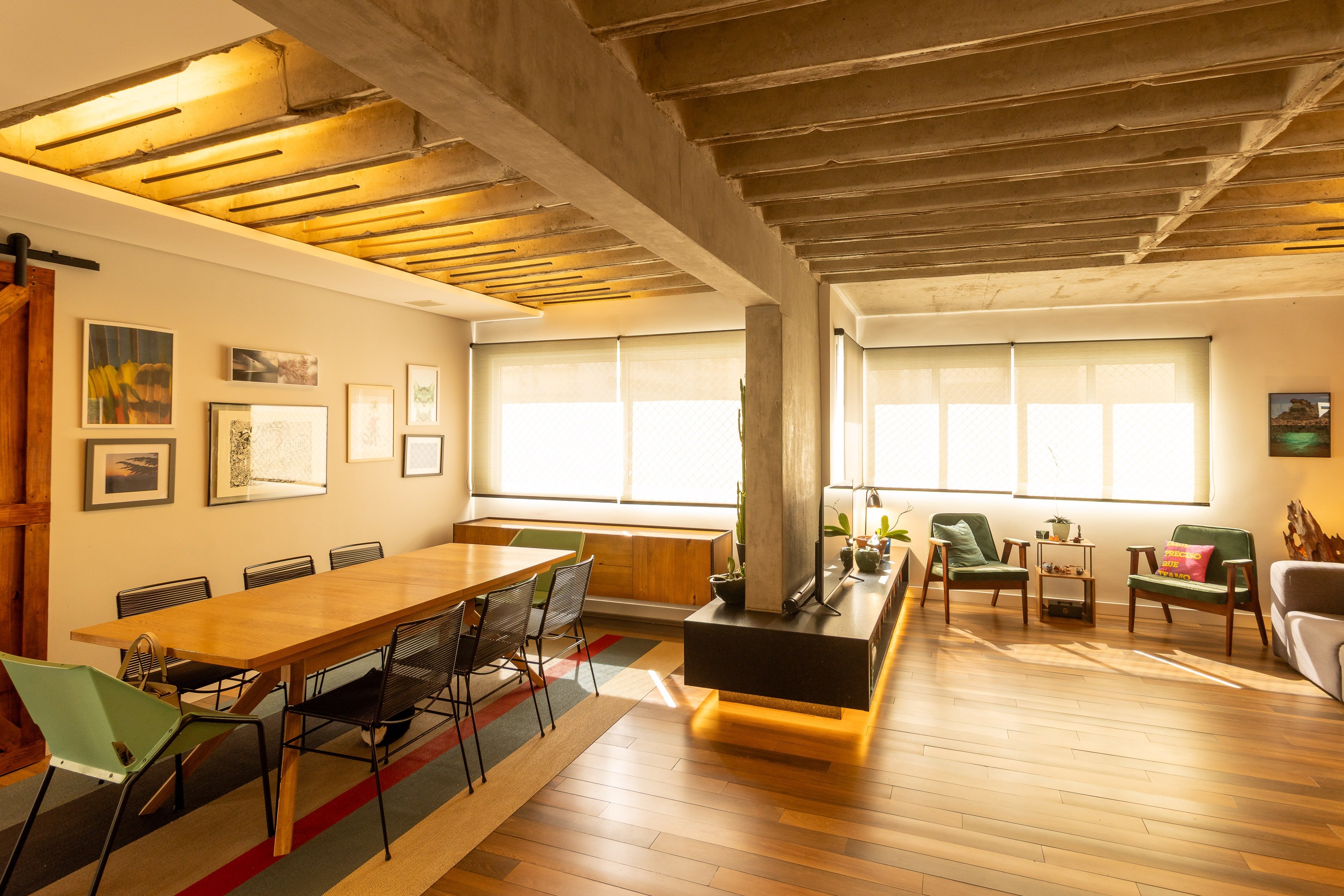Apartamento reformado de 2 dormitrios com estilo industrial no Jardim Paulista