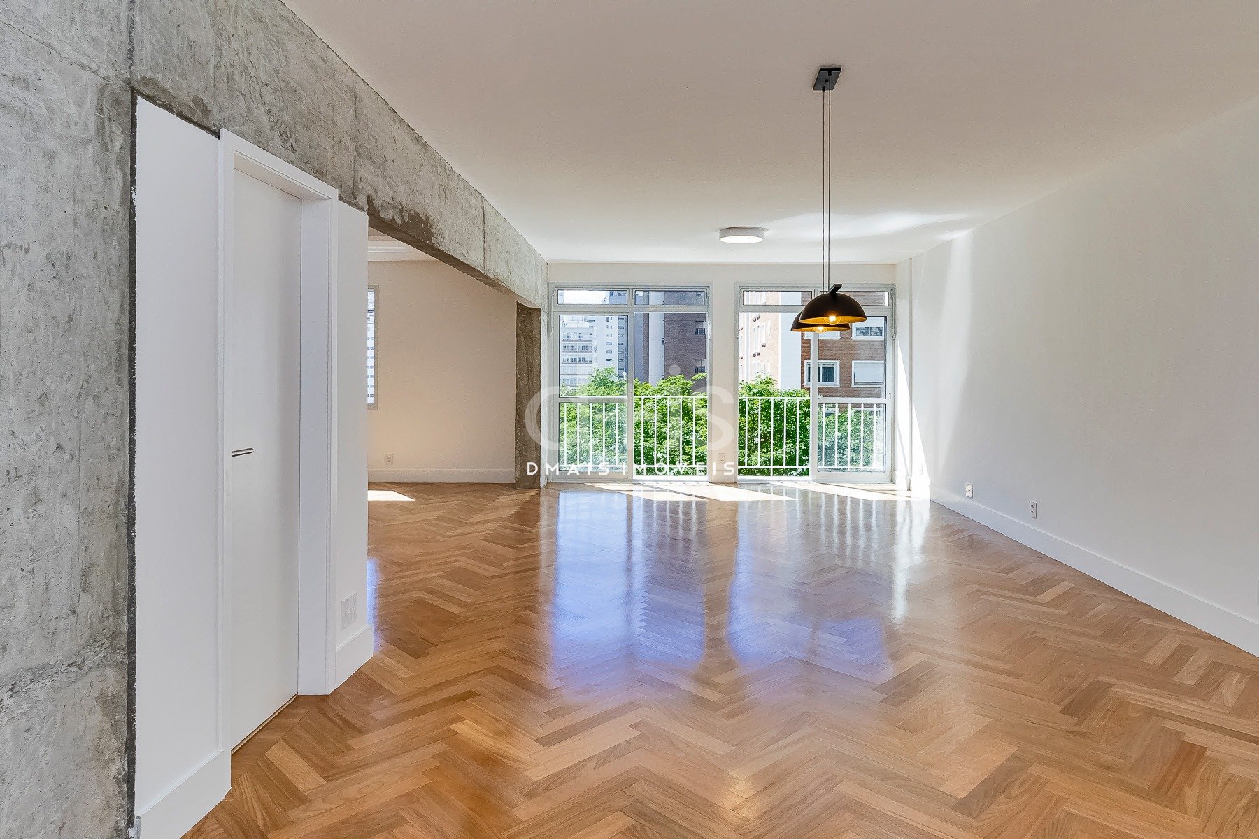 Apartamento Reformado de 143m² e 2 Suítes no Jardins Apartamento Reformado de 143m² e 2 Suítes no Jardins