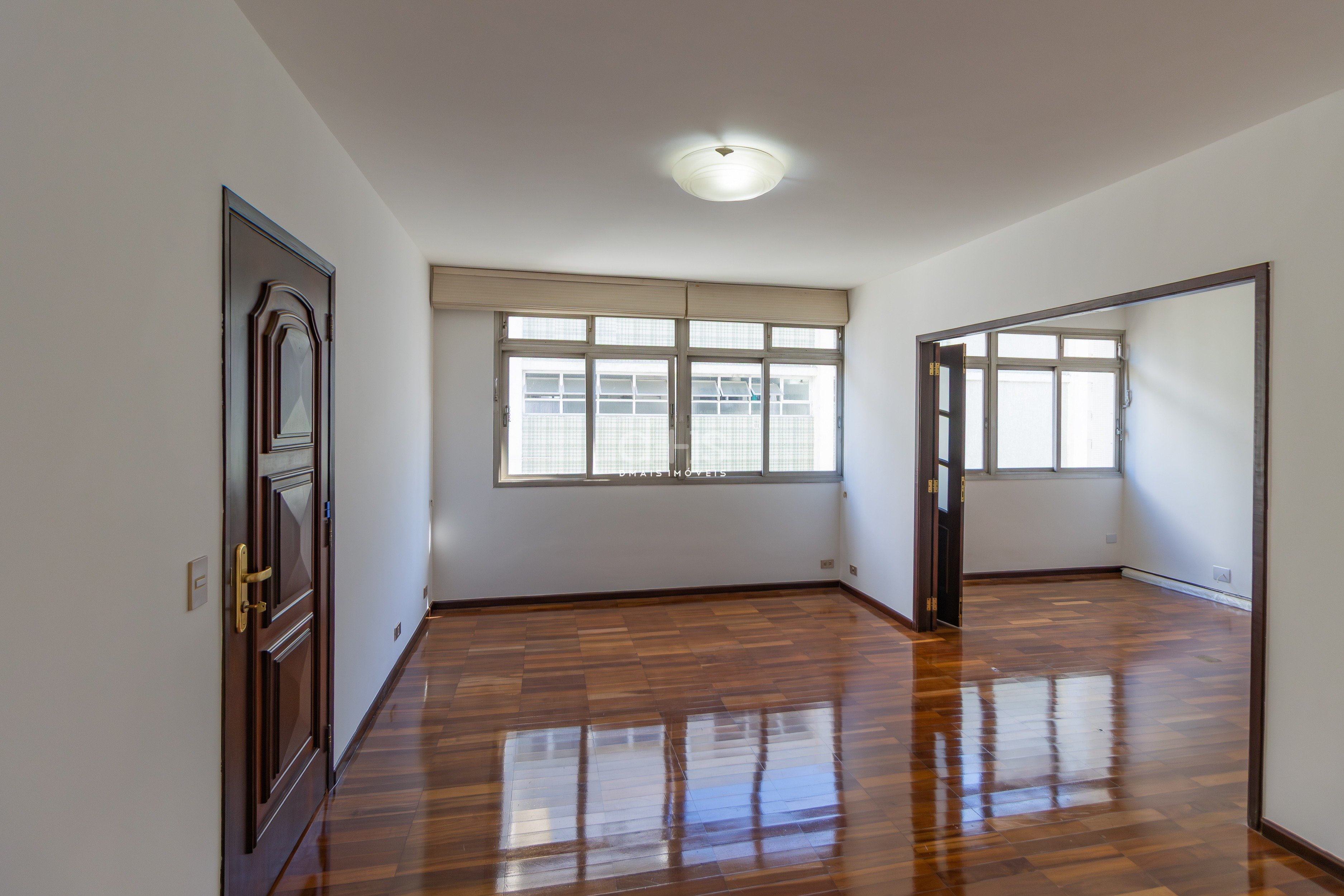 Apartamento com 3 Dormitórios e Escritório no Jardim Paulista Apartamento com 3 Dormitórios e Escritório no Jardim Paulista